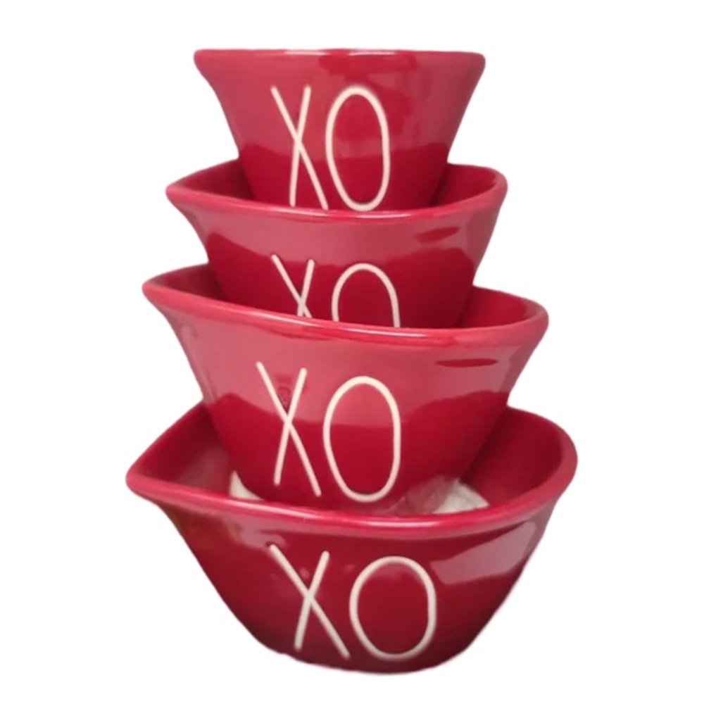Rae Dunn XO Measuring Cups Set